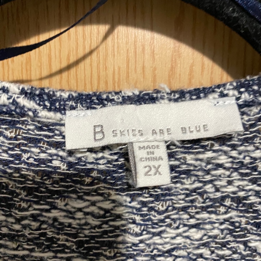 Cardigan - Picture 4 of 4